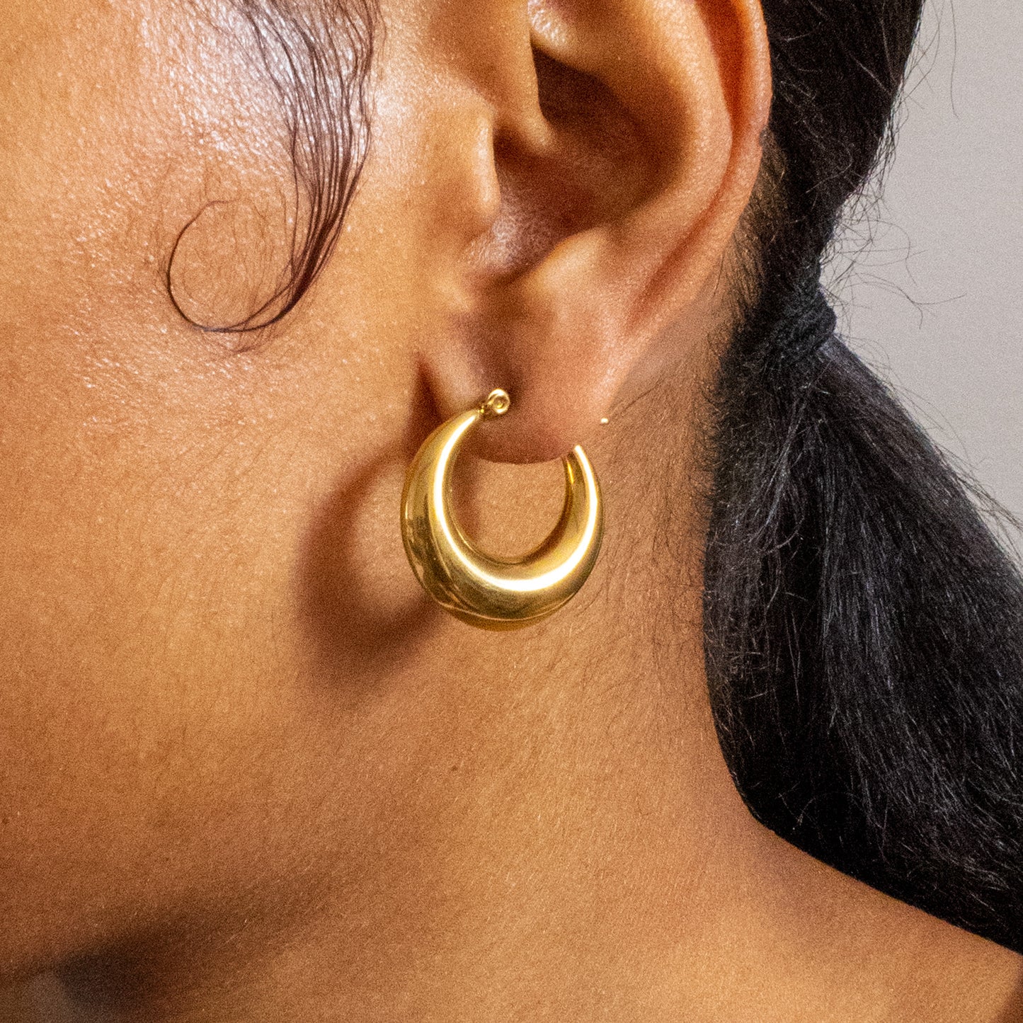 Oli Oval Hoop Earrings