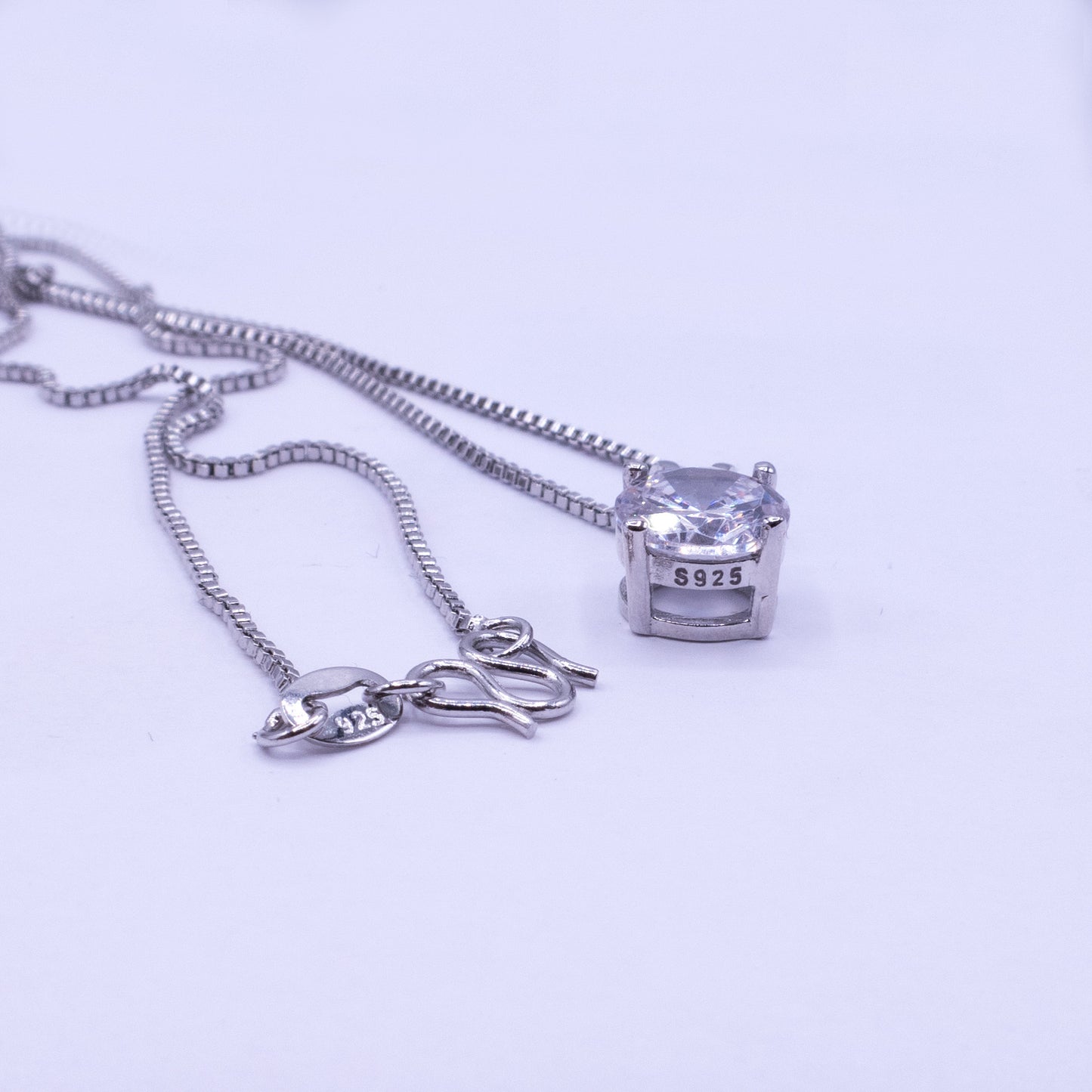 Sienna Single Stone Pendant Necklace
