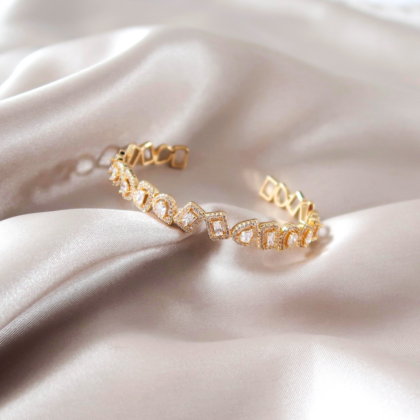 Isabella Oval and Square Bracelet - Gold