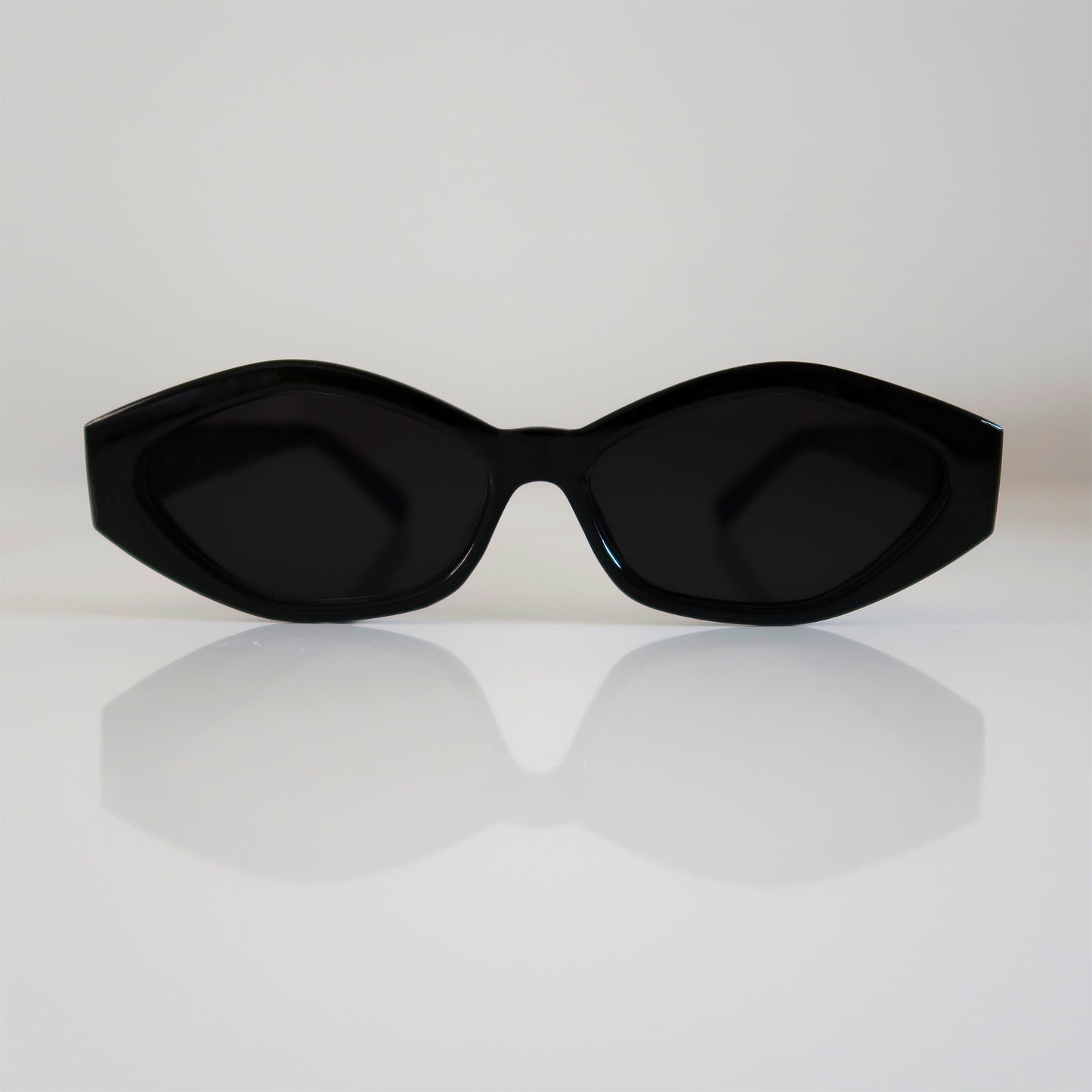 Dion Sunglasses - Black